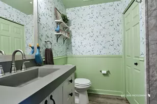 860 Stratford Ct, Grayslake, IL 60030 - Photo 14