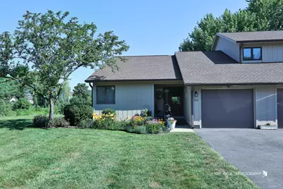 860 Stratford Court, Grayslake, IL 60030 - Photo 1
