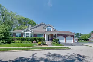 1137 St Andrews Ct, Algonquin, IL 60102 - Photo 2