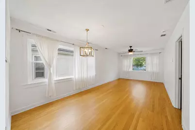 2231 N 75th Avenue, Elmwood Park, IL 60707 - Photo 10