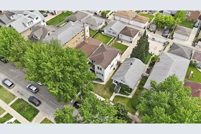 2231 N 75th Avenue, Elmwood Park, IL 60707 - Photo 38