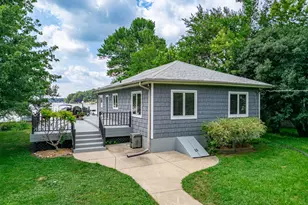 619 Bald Knob Rd, Johnsburg, IL 60051 - Photo 2