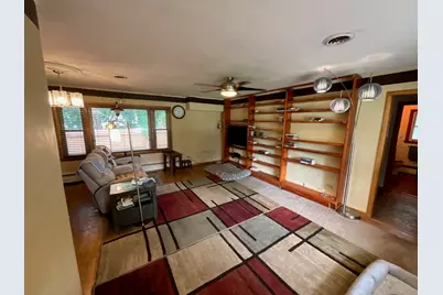 852 Carr Street, Elgin, IL 60123 - Photo 2