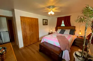 852 Carr St, Elgin, IL 60123 - Photo 12