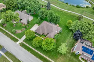 24123 Brancaster Dr, Naperville, IL 60564 - Photo 54