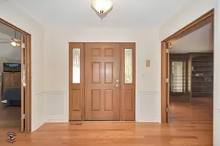 24123 Brancaster Dr, Naperville, IL 60564 - Photo 8