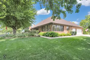 24123 Brancaster Dr, Naperville, IL 60564 - Photo 44