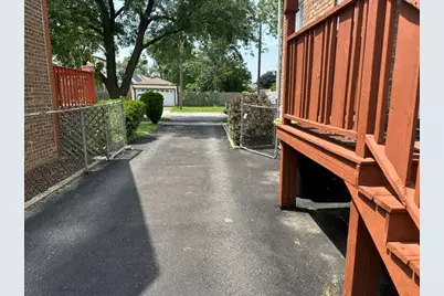 17611 Maple Street, Lansing, IL 60438 - Photo 10