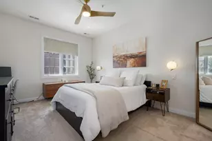 1453 W Irving Park Rd, Chicago, IL 60613 - Photo 12