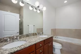 1453 W Irving Park Rd, Chicago, IL 60613 - Photo 14