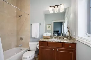 1453 W Irving Park Rd, Chicago, IL 60613 - Photo 16