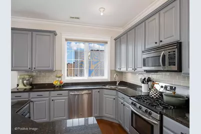 1453 W Irving Park Road #305, Chicago, IL 60613 - Photo 10