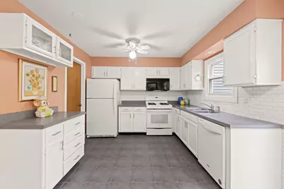 27W327 Providence Lane, Winfield, IL 60190 - Photo 10