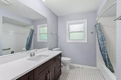 2214 Hamilton Lane, Darien, IL 60561 - Photo 18