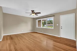 24 Lake Knolls Dr, Chatham, IL 62629 - Photo 10