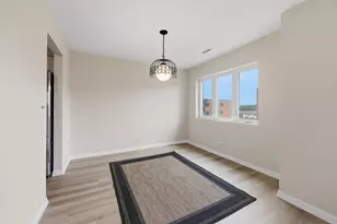 9332 Landings Ln, Des Plaines, IL 60016 - Photo 8