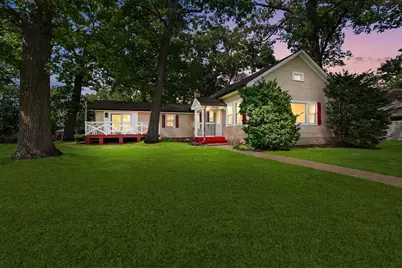 33945 N Prospect Drive, Grayslake, IL 60030 - Photo 1