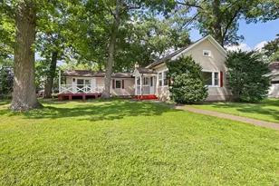 33945 N Prospect Dr, Grayslake, IL 60030 - Photo 2