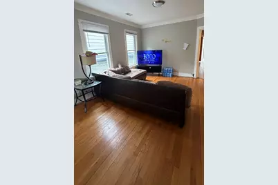 4647 W Warwick Avenue, Chicago, IL 60641 - Photo 2