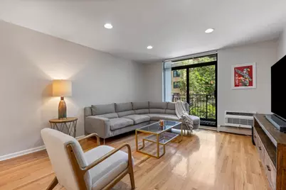 3900 N Pine Grove Avenue #209, Chicago, IL 60613 - Photo 14