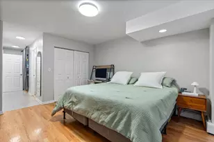 3900 N Pine Grove Ave, Chicago, IL 60613 - Photo 18