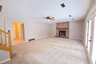 1503 Featherstone Rd, Rockford, IL 61107 - Photo 16