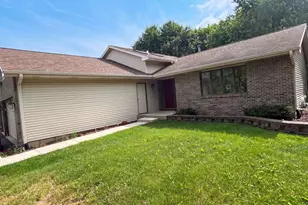 1503 Featherstone Rd, Rockford, IL 61107 - Photo 1