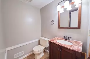 1503 Featherstone Rd, Rockford, IL 61107 - Photo 42