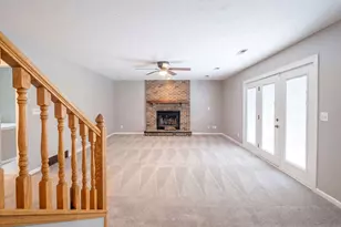 1503 Featherstone Rd, Rockford, IL 61107 - Photo 2