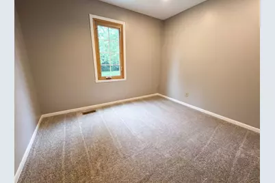 1503 Featherstone Road, Rockford, IL 61107 - Photo 8
