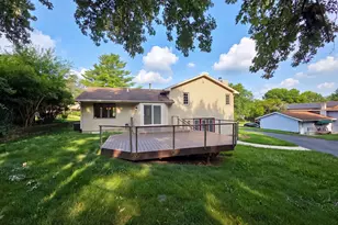 1503 Featherstone Rd, Rockford, IL 61107 - Photo 18