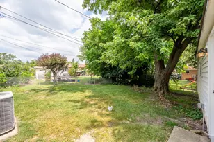 365 Serena Dr, Chicago Heights, IL 60411 - Photo 10