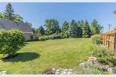 3210 W 97th Street, Evergreen Park, IL 60805 - Photo 30