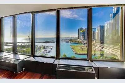 505 N Lake Shore Drive #1312, Chicago, IL 60611 - Photo 2