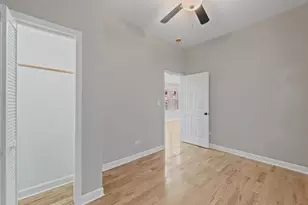 8613 S Colfax Ave, Chicago, IL 60617 - Photo 20