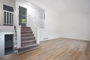 1092 Aberdeen Ln, Mundelein, IL 60060 - Photo 6