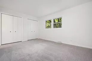 1092 Aberdeen Ln, Mundelein, IL 60060 - Photo 14