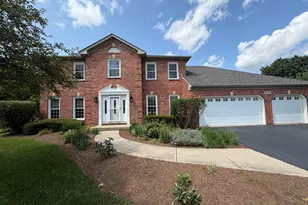 8N065 Secretariat Ct, Saint Charles, IL 60175 - Photo 1