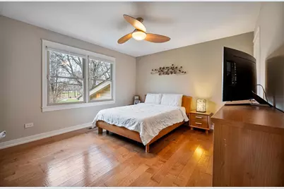1060 Judy Drive, Elk Grove Village, IL 60007 - Photo 16
