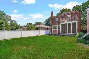 4940 Estes Ave, Skokie, IL 60077 - Photo 6