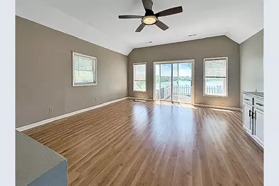4002 W Rock Falls Road, Rock Falls, IL 61071 - Photo 8