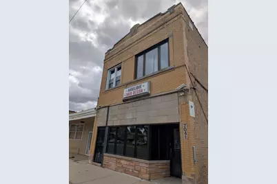 7041 W Addison Street #2R, Chicago, IL 60634 - Photo 2