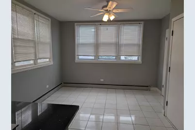 7041 W Addison Street #2R, Chicago, IL 60634 - Photo 12