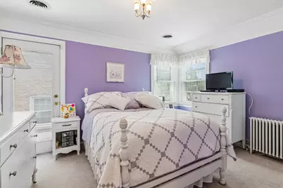 7822 W Thorndale Avenue, Chicago, IL 60631 - Photo 10
