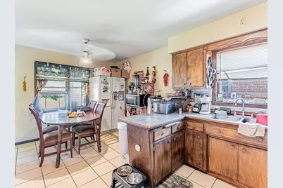 11120 S Ewing Avenue, Chicago, IL 60617 - Photo 4