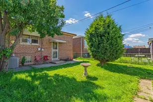 11120 S Ewing Ave, Chicago, IL 60617 - Photo 16