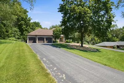 26165 N Greenbriar Court, Lake Barrington, IL 60084 - Photo 4