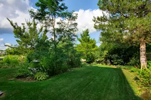 513 Eastwick Ln, Bartlett, IL 60103 - Photo 4