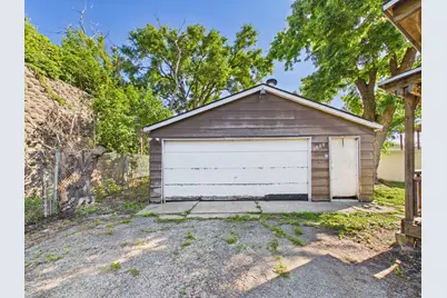 9828 W South Avenue, Schiller Park, IL 60176 - Photo 22