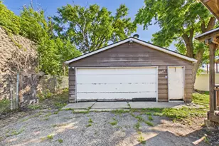 9828 W South Ave, Schiller Park, IL 60176 - Photo 22